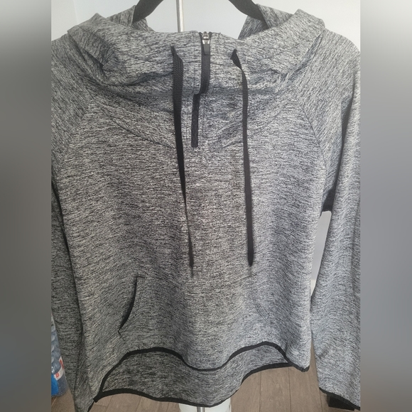 Athletic Works Pullover Grey Hoodie Sweater/Sweatshirt S: Medium - Picture 4 of 9